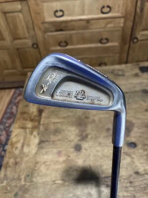 Daiwa GC Hi-Trac Plus 7 Iron  /  RH  /  Stiff Graphite ~38"  Expanded Sweet Spot - Image 1 of 4