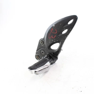 Suspensión reposapiés delantero Suzuki GSX-R1300 HAYABUSA 2008-2018 - 4352115H00000 Foto 1 de 4