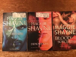 Maggie Shayne Paranormal Romance 3 Paperback Novel Lot The Portal Vampires - Bild 1 von 9