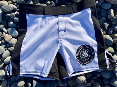 HECHOS EN EE. UU. MMA SHORTS Pantalones Cortos de Agarre CROSS TRAINING SHORTS Foto 1 de 4