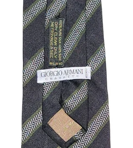 Georgio Armani Black &Silver Striped Men's Silk Tie - Picture 1 of 5