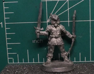 Ral Partha - TSR - ROBIN HOOD STYLE RANGER metallo miniatura scala 25 mm - fuori produzione - Foto 1 di 4