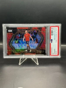 2022-23 Panini Select FIFA - Field Level Erling Haaland Red Wave PSA 10 Pop 3 - Picture 1 of 2