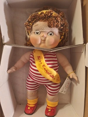 Campbell Soup Kids Collectible Porcelain Doll *Miss Campbells* Rare Original Box - Image 1 of 4