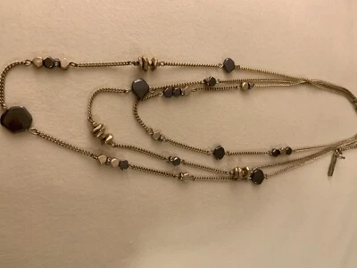 Collar Kenneth Cole de 3 hilos con pedrería Foto 1 de 4