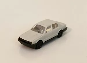 Wiking 1:160 N Scale BMW e30 325i Sedan White Model Car Train Layout - Picture 1 of 7