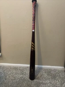 31/26 Marucci AM22 Youth NO CRACKS,only a Month Of Use - Picture 1 of 3