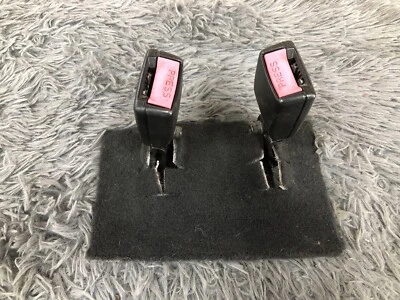 Pontiac GTO 2004-2006 Juego de hebilla de cinturón de seguridad trasero diestro y derecho 92105765 92105764 OEM 2D3 Foto 1 de 4