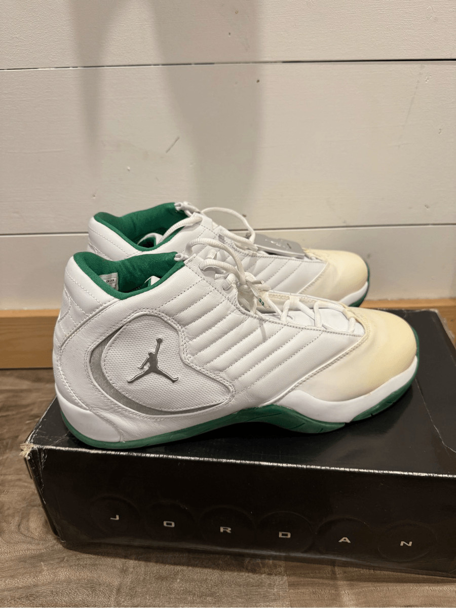 JORDAN B-2RUE White Silver Green Mens Sneakers Sz 13 New 
