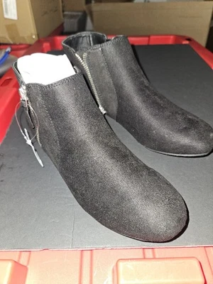American Eagle Booties Black New - Image 1 of 4