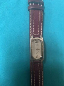 Ladies Fossil Analog Watch With Red Leather ES 9550 - Picture 1 of 12