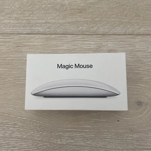 Apple A1657 Magic Mouse 2 MLA02LL/A Bluetooth Wireless Laser Rechargeable - Bild 1 von 5