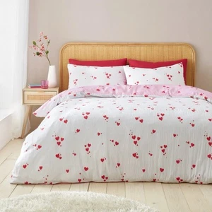 Catherine Lansfield Seersucker Heart Reversible Duvet Cover Bed Set White/Red - Picture 1 of 6