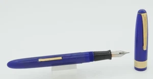 Wearever Supreme Blue w/Gold Trim Lever-Filler Fountain Pen - Medium Nib - c1960 - Picture 1 of 5
