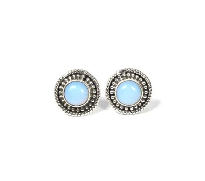 925 Solid Sterling Silver Milky Opalite Stud - Image 1 of 4