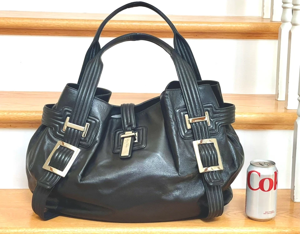 Auténtico $2,625 ROGER VIVIER “Roadster” Bolso de Cuero Negro Cartera Hobo Enorme Usado en Excelente Condición Foto 1 de 4