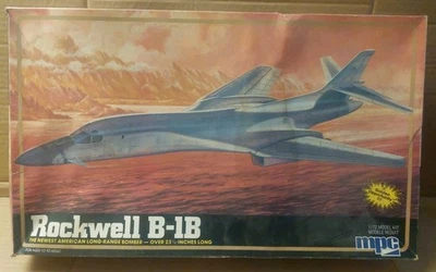 MPC 1/72 Model ROCKWELL B-1 B Lancer Jet Bomber #1-4551 USAF COMPLETE  - Image 1 of 4