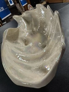 Lusterware Porcelain Vintage Long Footed Clamshell Vase Made In USA #118 - Picture 1 of 14