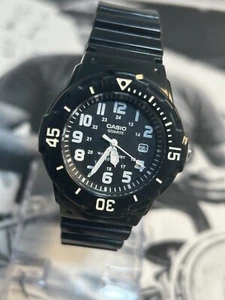 Cute Preowned Women’s Casio Diver Style Quartz Watch. Runs Great! - Picture 1 of 9