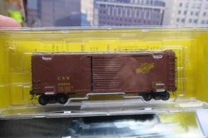 KADEE HO SCALE #5223 CHICAGO NORTHWESTERN CNW 24810 40' PS-1 BOX CAR W/8' DOOR! - Picture 1 of 24
