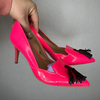 Tacones Banana Republic para mujer de charol rosa con borla punta talla 7M Foto 1 de 4