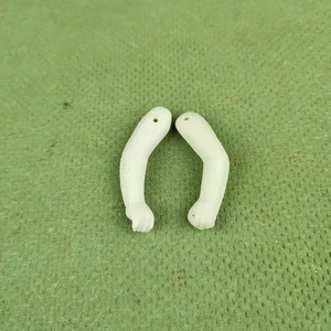 Brazos de muñecas antiguos de porcelana para casa de muñecas, fijación de alambre, 1,6" y 1,7", Alemania - Imagen 1 de 4