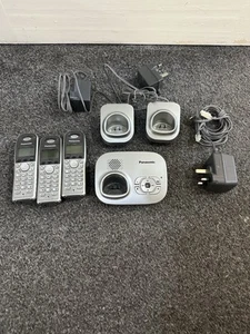 panasonic zestaw telefonu domowego potrójna srebrna sekretarka kx-tg7321e - Zdjęcie 1 z 7