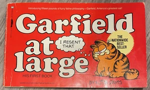 Garfield at Large HIS FIRST BOOK by Jim Davis - Paperback - Picture 1 of 8