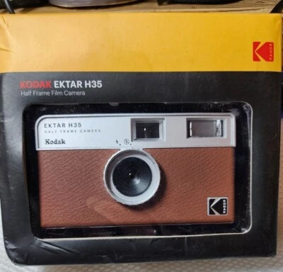 Kodak Ektar H35 Half Frame 35mm Film Reusable Brown Compact Camera – Retro Vibes - Image 1 of 4