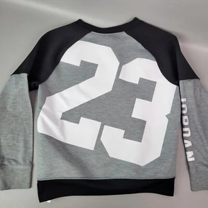 Nike AIR JORDAN 23 Boys Pullover Crew Sweatshirt Black Grey Size 6-7 - Picture 1 of 6