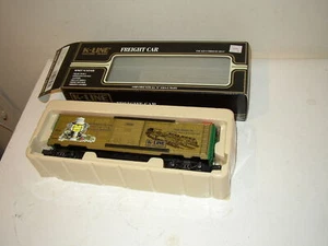 K line 1998 Christmas Box Car K641-7403 Holiday Seasons Greeting Classic LNIB - Picture 1 of 3