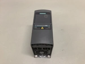 6SE64402UD137AA1 - SIEMENS - 6SE6440-2UD13-7AA1 Variateur RECONDITIONNE - Imagen 1 de 3