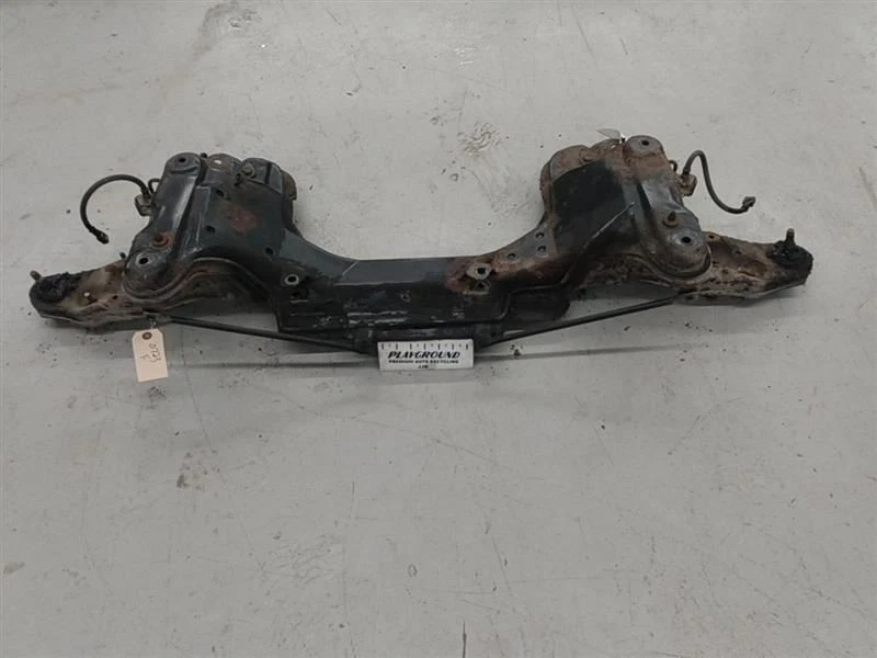 Chevrolet Camaro Z28 Front Subframe Crossmember Fits 1994 1995 1996 1997 Foto 1 de 4