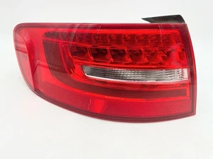 2013 - 2016 Audi A4 Allroad Wagon DRIVER side OUTER Tail Light OEM 8K9945095E - Foto 1 di 7