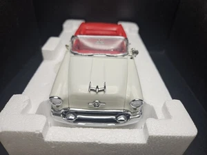 Danbury Mint 1955 Oldsmobile Super Eighty Eight Convertible  1:24 Scale With Box - Picture 1 of 6