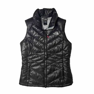Gilet imbottito The North Face donna 550 Aconcagua piumino d'oca diamante nero piccolo - Foto 1 di 15