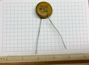 Capacitor 47 pF 5,000 (5K)vdc Dearborn (25 pieces) - Picture 1 of 2
