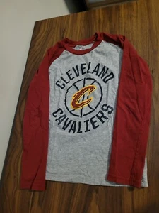 Cleveland Cavaliers Youth Raglan-Style Long-Sleeve T-Shirt Gray Size Small 8 NBA - Picture 1 of 6