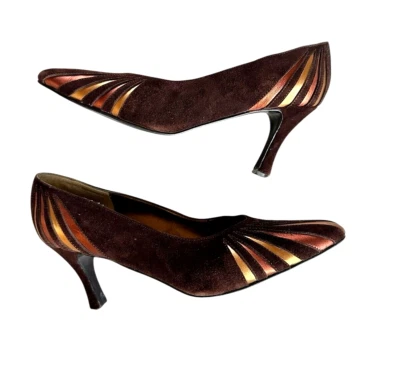 Zapatos de salón retro de gamuza vintage años 80 J Renee con diseño Sunburst Foto 1 de 4