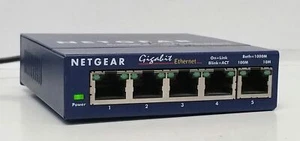 Netgear GS105 v4 ProSafe 5-Port Gigabit Switch - Picture 1 of 6