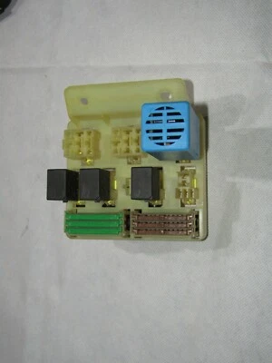 2001-2004 Volvo S40 OEM relay box 01 02 03 04 - Image 1 of 3