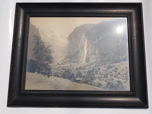 VTG 1930s FRAMED PHOTO LAUTERBRUNNEN SWITZERLAND WATERFALL TRAIN EUROPE - Picture 1 of 12