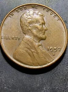 1957 D Lincoln Wheat Cent Error Coin With A Die Chip In The Date - Picture 1 of 3