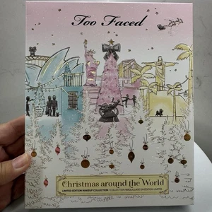 Too Faced Christmas Around the World Makeup Set 4-pc - Picture 1 of 7