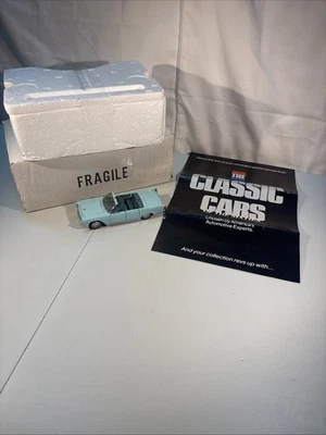 Franklin mint  1/43 / 1961 Lincoln Continental convertible with suicide door - Image 1 of 4
