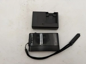 Sony Cyber-Shot DSC-T900 12.1MP 4x Opticle Zoom 3.5" Digitalkamera schwarz - Bild 1 von 9