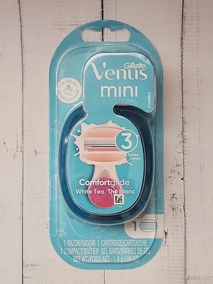 Gillette Venus Mini on The Go Women's Razor White Tea Scent Blade Refill  - Image 1 of 2