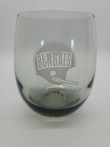 VINTAGE CINCINNATI BENGALS NFL Smoked Glass 4.25" TUMBLER Who-Dey The Jungle OH Cover