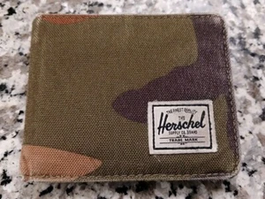 Herschel Supply Co Hank Wallet Camo - Picture 1 of 9