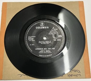 Hank B. Marvin / The Shadows – London's Not Too Far / Running Out Of World 7" - Foto 1 di 2